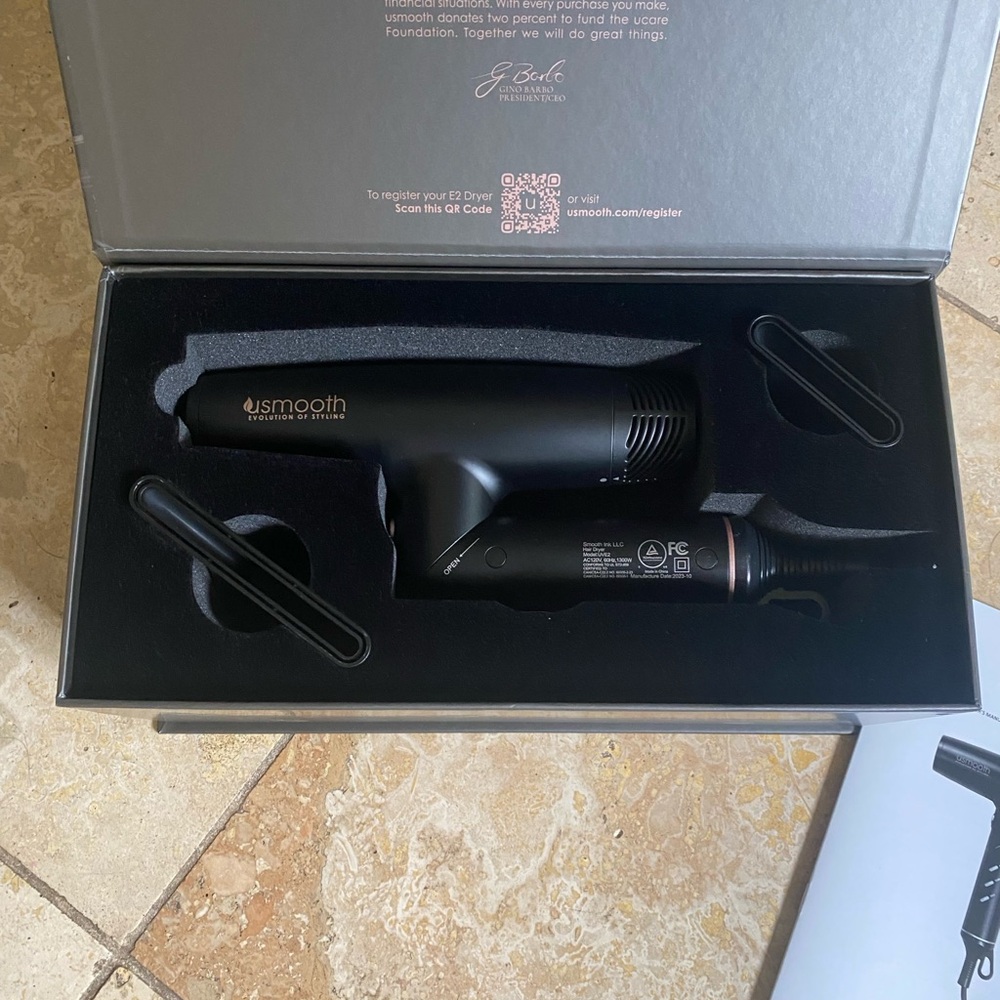 Luxury Professional Blowdryer
ONE LEFT ‼️ - Picture 14 of 15